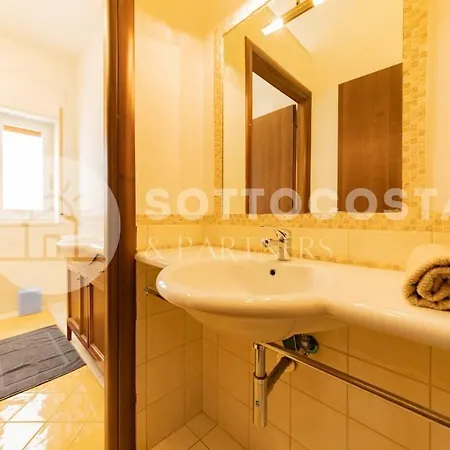 Daire Group Holidays - *